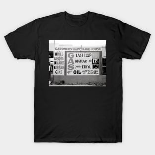 Discount Liquor & Gasoline, 1939. Vintage Photo T-Shirt